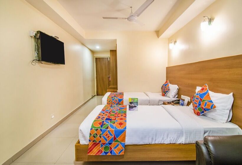 Fabhotel Jansi Deluxe Nr Gandhipuram Bus Stand