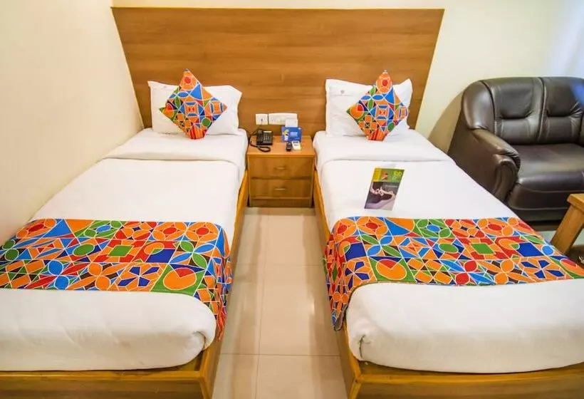 Fabhotel Jansi Deluxe   Nr Gandhipuram Bus Stand