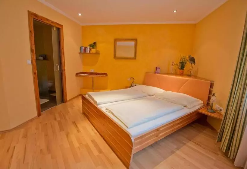 Hotelli Frühstückspension Seeberghof