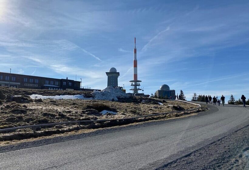 酒店 Garni Und Gaststätte Zum Holzfäller