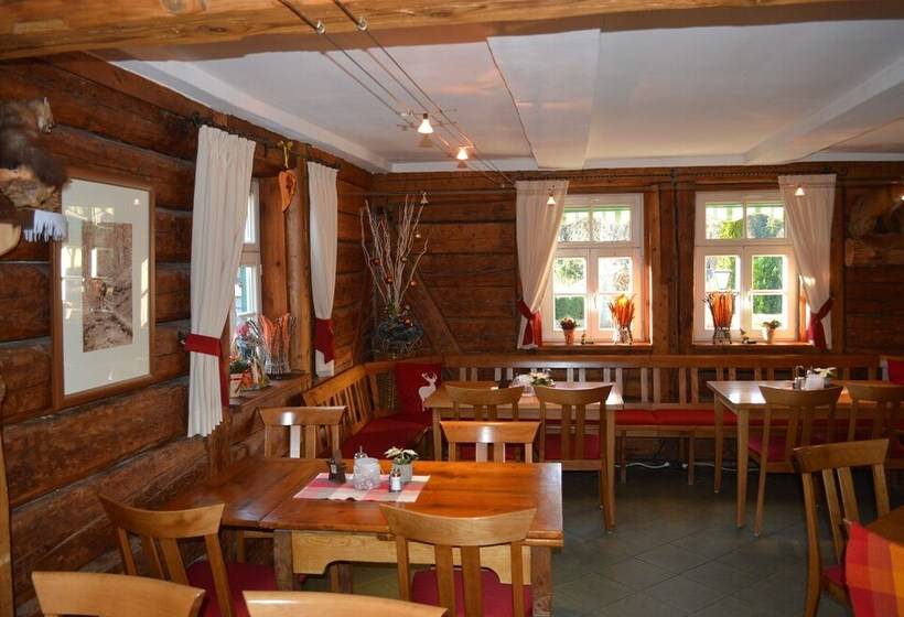 酒店 Garni Und Gaststätte Zum Holzfäller