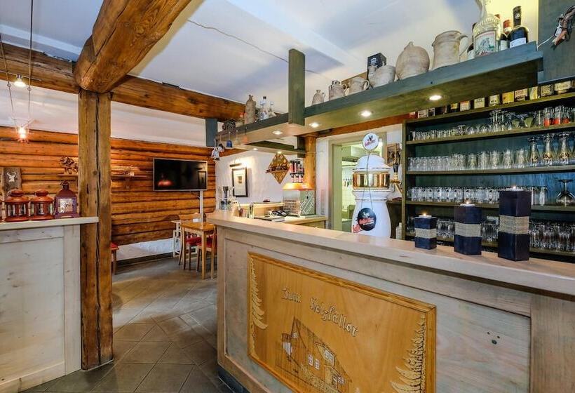 酒店 Garni Und Gaststätte Zum Holzfäller