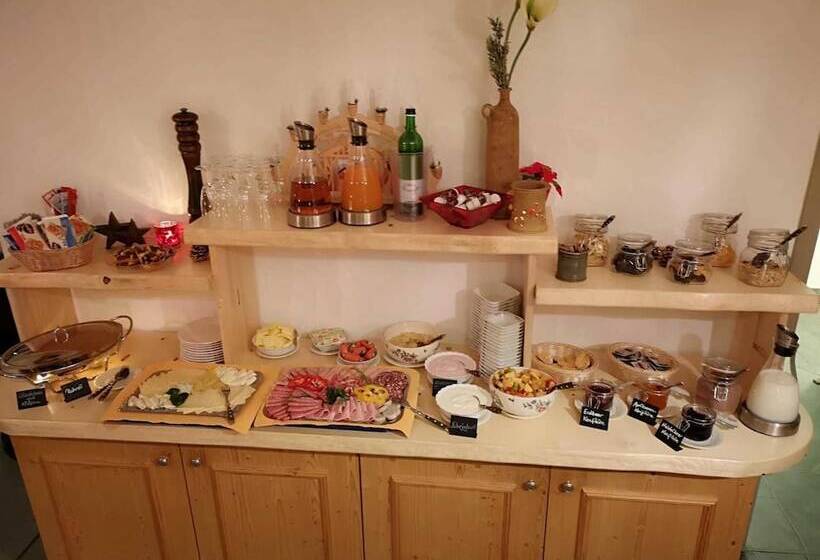 酒店 Garni Und Gaststätte Zum Holzfäller