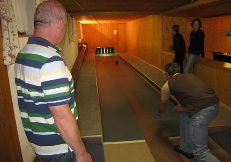 Hotelli Gasthof Strobl Waldfrieden Garni