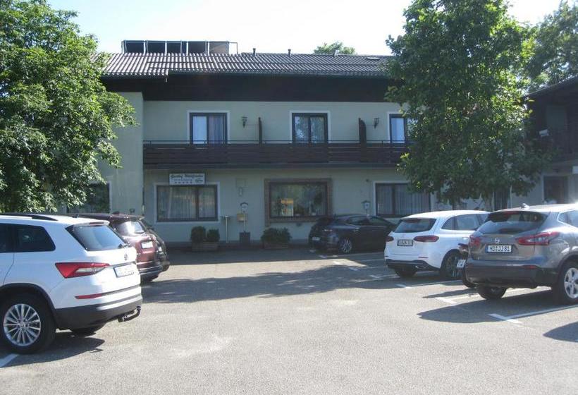 Hotel Gasthof Strobl Waldfrieden Garni
