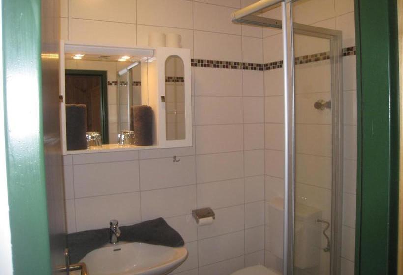 Hotel Gasthof Strobl Waldfrieden Garni