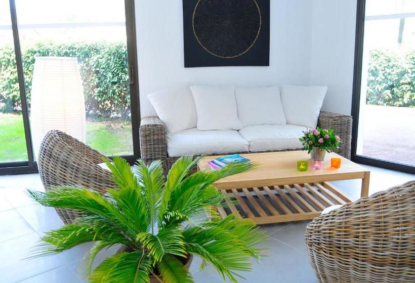 ホテル Hôtel Les Fougères Hossegor