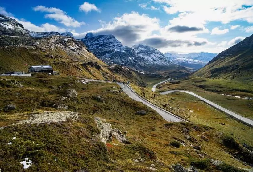 Hotelli Ospizio La Veduta