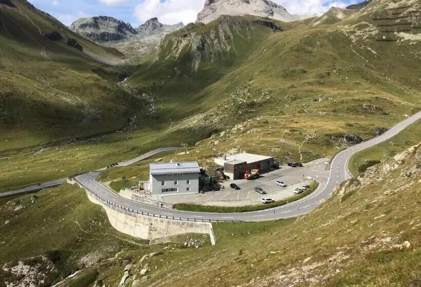 Hotelli Ospizio La Veduta