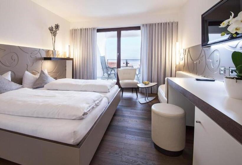 ホテル Restaurant Hansjakob