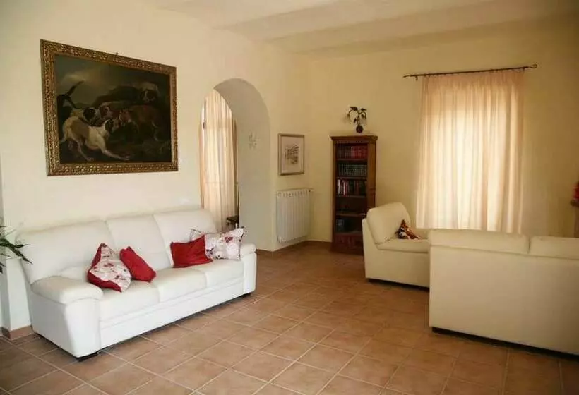 Hotelli Villa Rosamaria