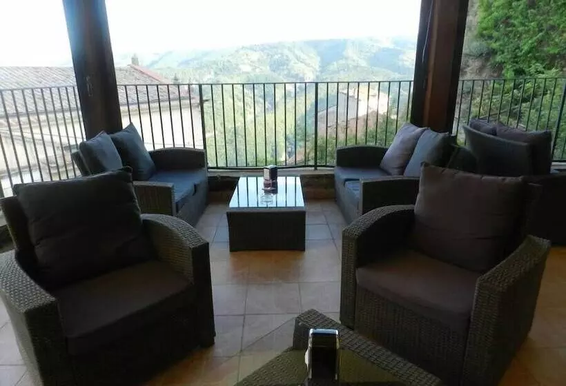 Hotelli Villa Rosamaria