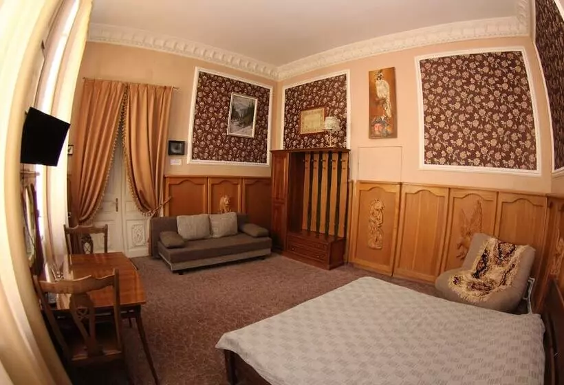 Orpheus Hostel