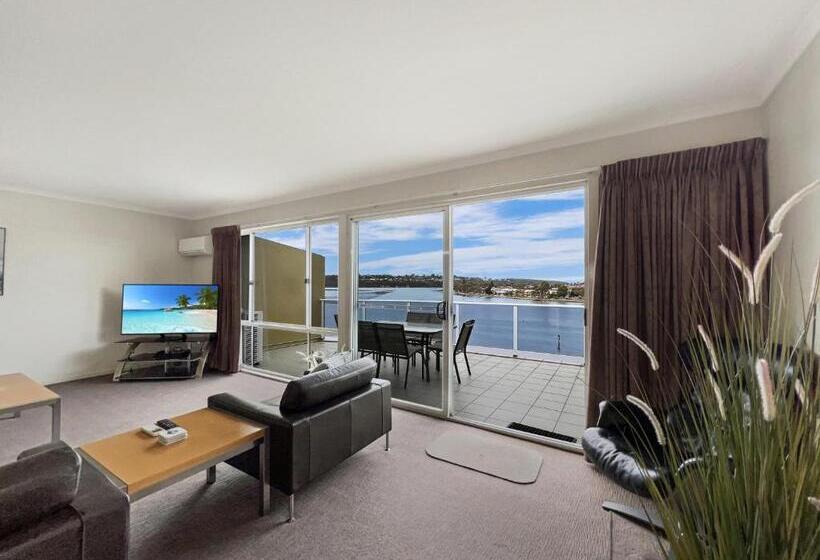 منتجع Albacore Apartments