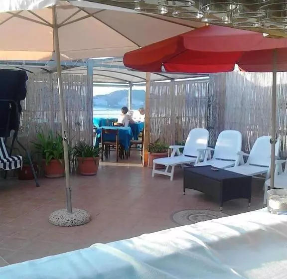 استراحتگاه Villa Adele Ponza
