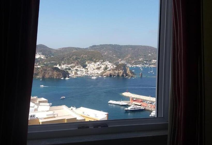 渡假胜地 Villa Adele Ponza