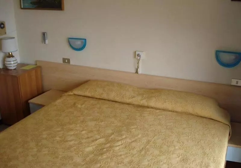 ベッドアンドブレックファースト Albergo Solana