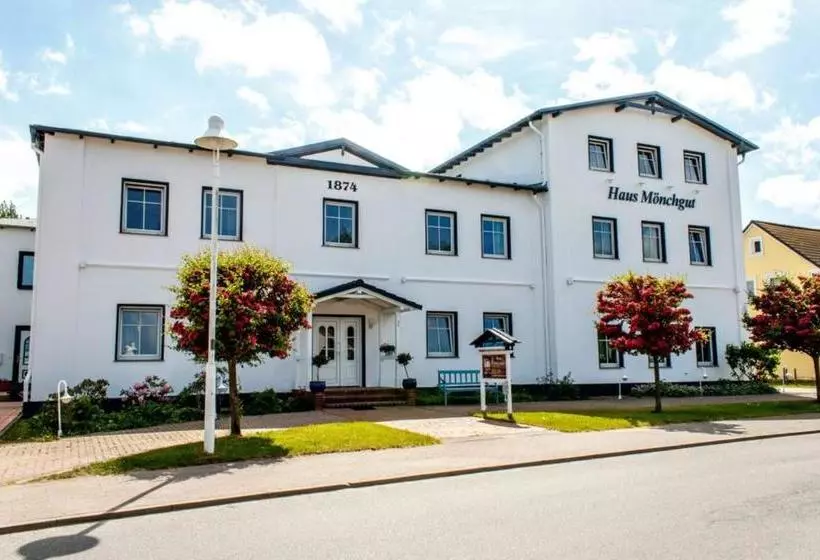 Aamiaismajoitus (B&B) Haus Mönchgut