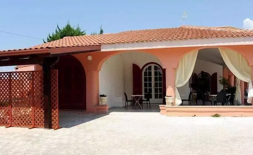 Bed & Breakfast Villa Corallo Parcheggio Privato