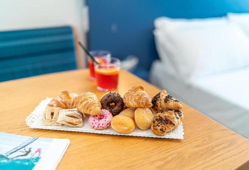 בית מלון כפרי Alexander