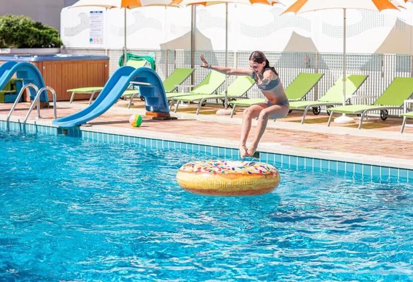 בית מלון כפרי Alexander