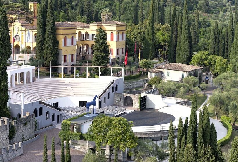 فندق Eden Reserve