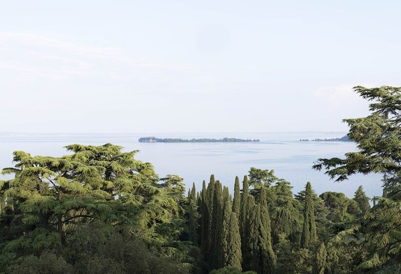 فندق Eden Reserve