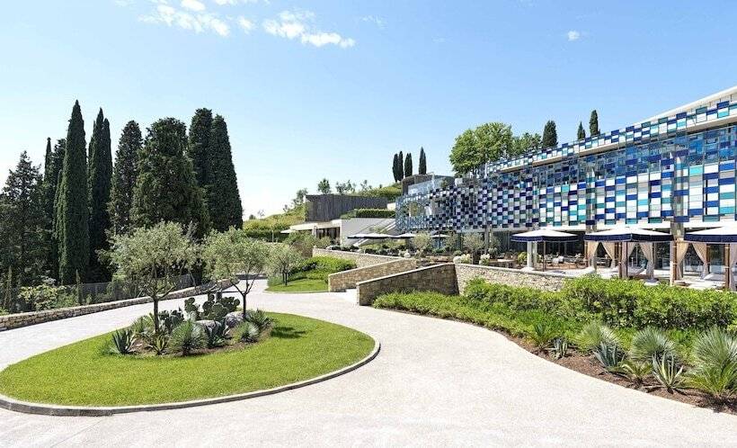 فندق Eden Reserve