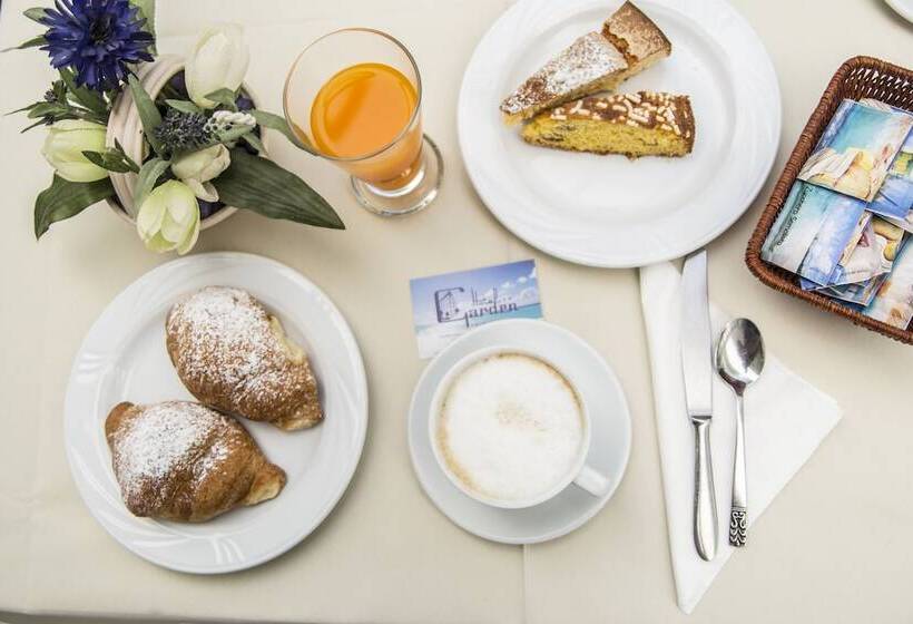 בית מלון כפרי Garden