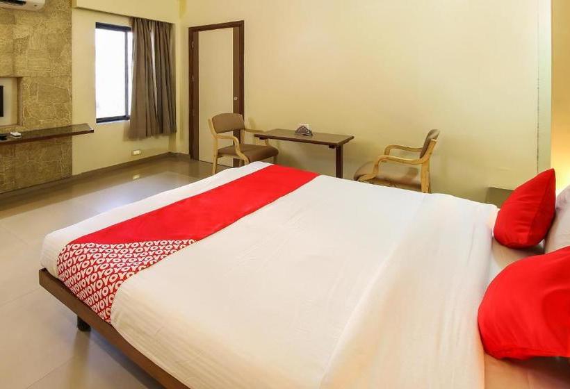 Hotelli Panchalee Deluxe