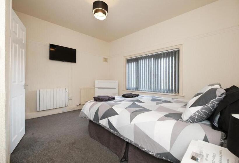 בית מלון כפרי The Pickering Park