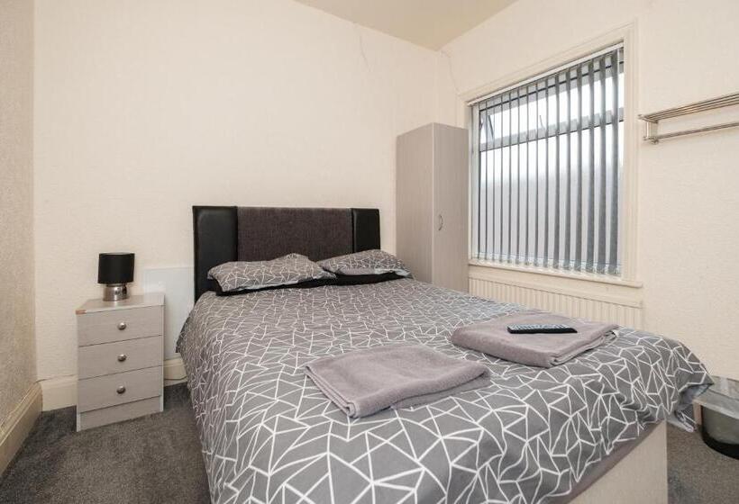 בית מלון כפרי The Pickering Park