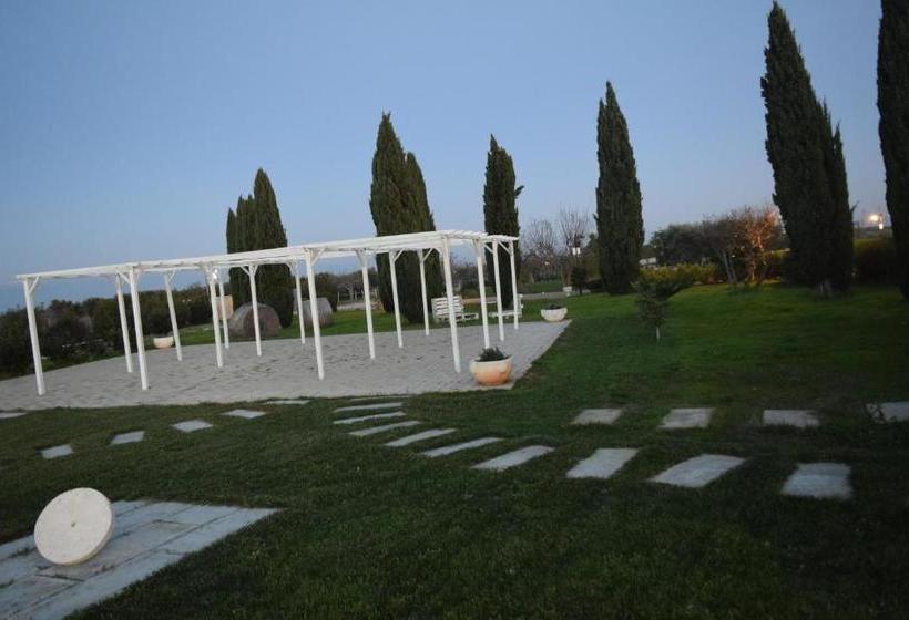 مبيت وإفطار Templum