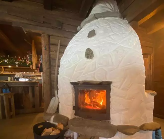 Aamiaismajoitus (B&B) Eirl Dolomites Retreat Sappada