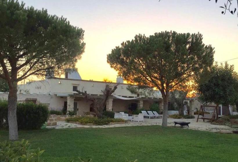 مبيت وإفطار Masseria Li Capperi