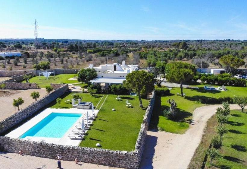 مبيت وإفطار Masseria Li Capperi