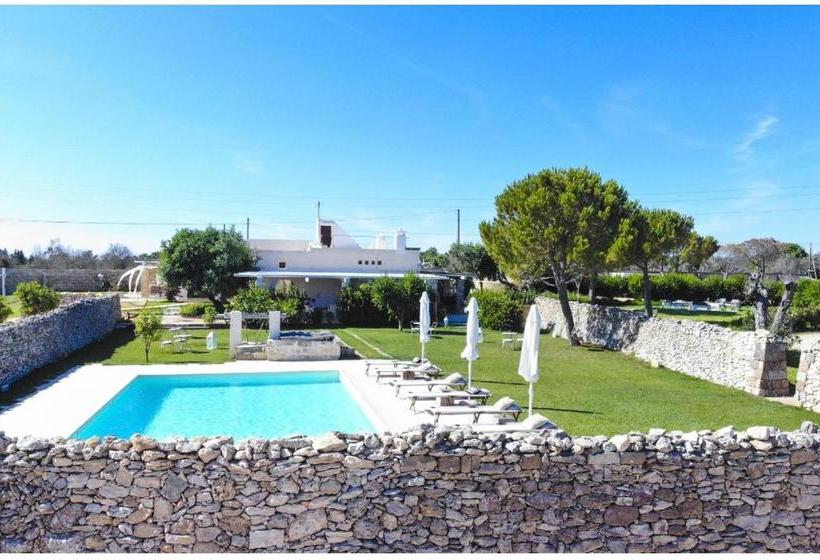 مبيت وإفطار Masseria Li Capperi