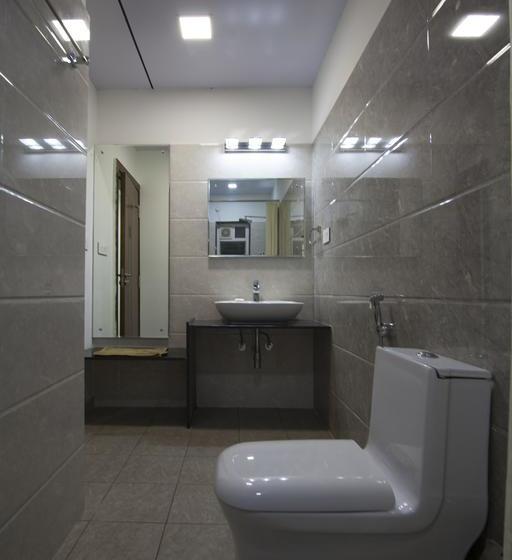 ホテル Genx Crystal Inn Chikmagaluru