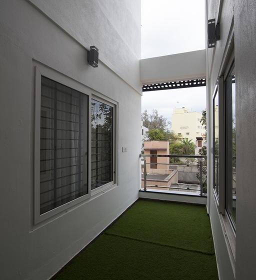 ホテル Genx Crystal Inn Chikmagaluru