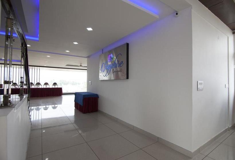 ホテル Genx Crystal Inn Chikmagaluru