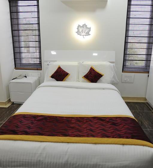 ホテル Genx Crystal Inn Chikmagaluru