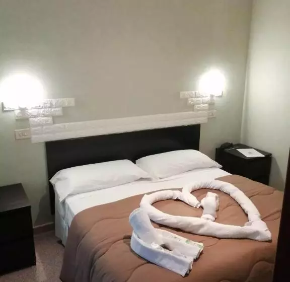 Hotelli Elvira Fiuggi