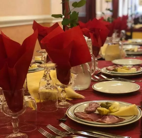 Hotelli Elvira Fiuggi