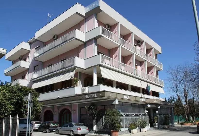 ホテル Il Tricolore