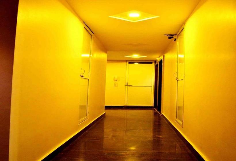 ホテル Aamantran Avenue