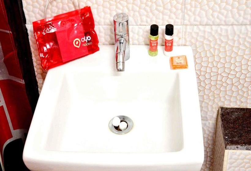 ホテル Aamantran Avenue