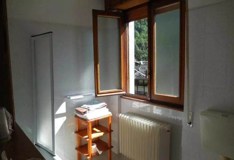 Hotelli Pensione Genzianella