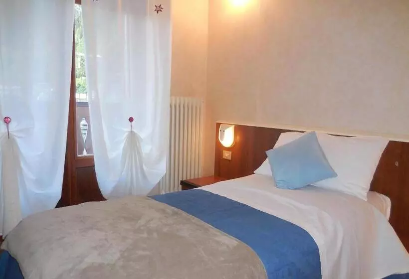 Hotelli Pensione Genzianella