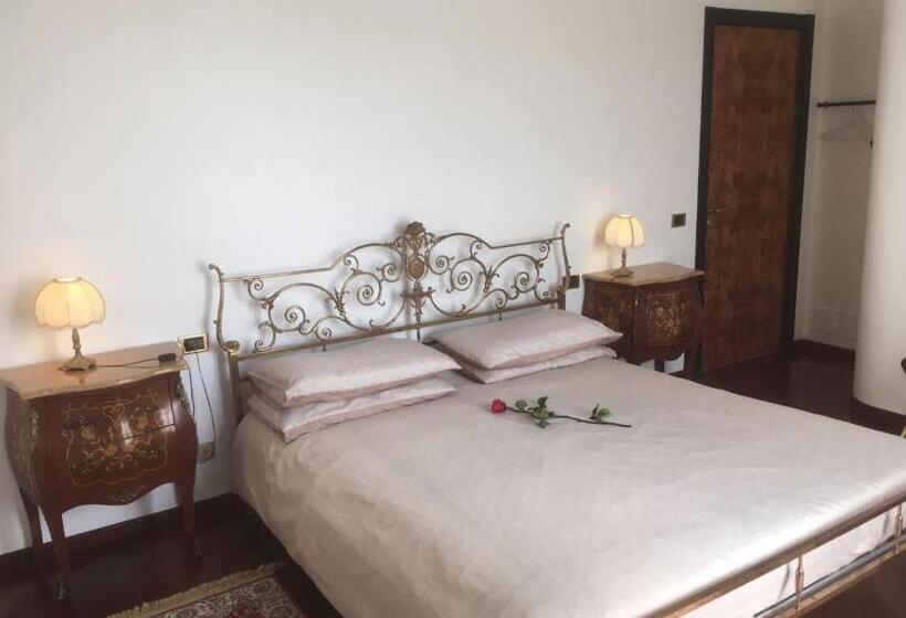 Villa Puccini Bed & Breakfast