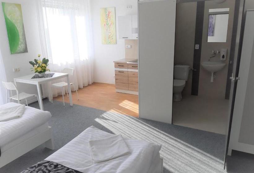 호스텔 Ubytovna Kubra